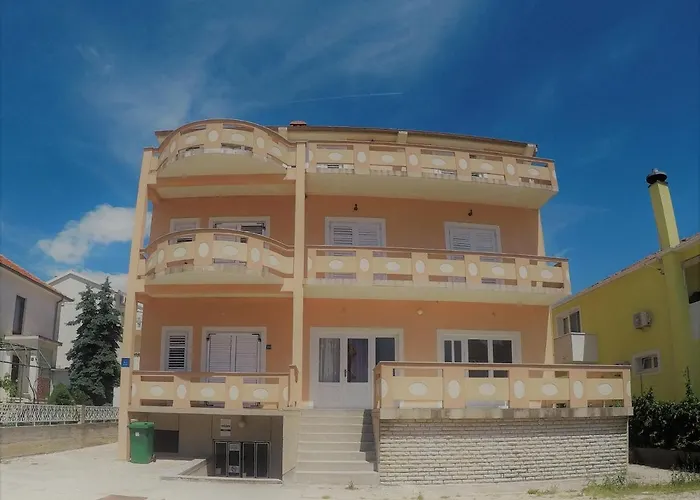Gostinjska kuća With Wifi Biograd Na Moru, Biograd - 13281